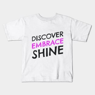 Beauty bloggers discover new ways to shine Kids T-Shirt